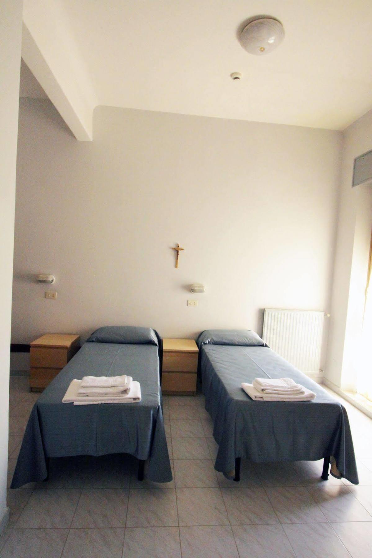 Casa Per Ferie Margherita Diomira Hotel Roma Ngoại thất bức ảnh